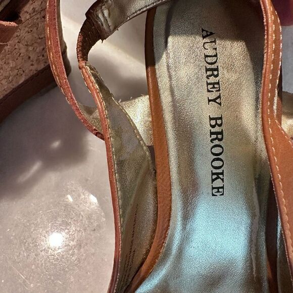 Audrey Brooke Women's Rome Tan Leather Cork Wedge Platform Sandals Size 6M - Picture 5 of 7